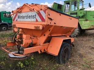 прицепной пескоразбрасыватель SCHMIDT