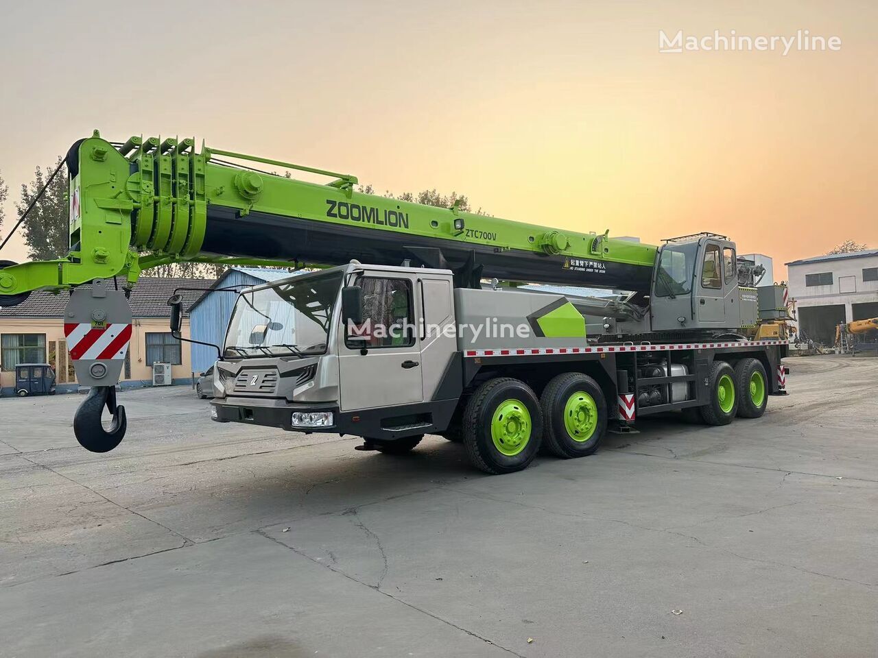 автокран Zoomlion QY70V ZTC700 70 ton truck Mobile crane for sale