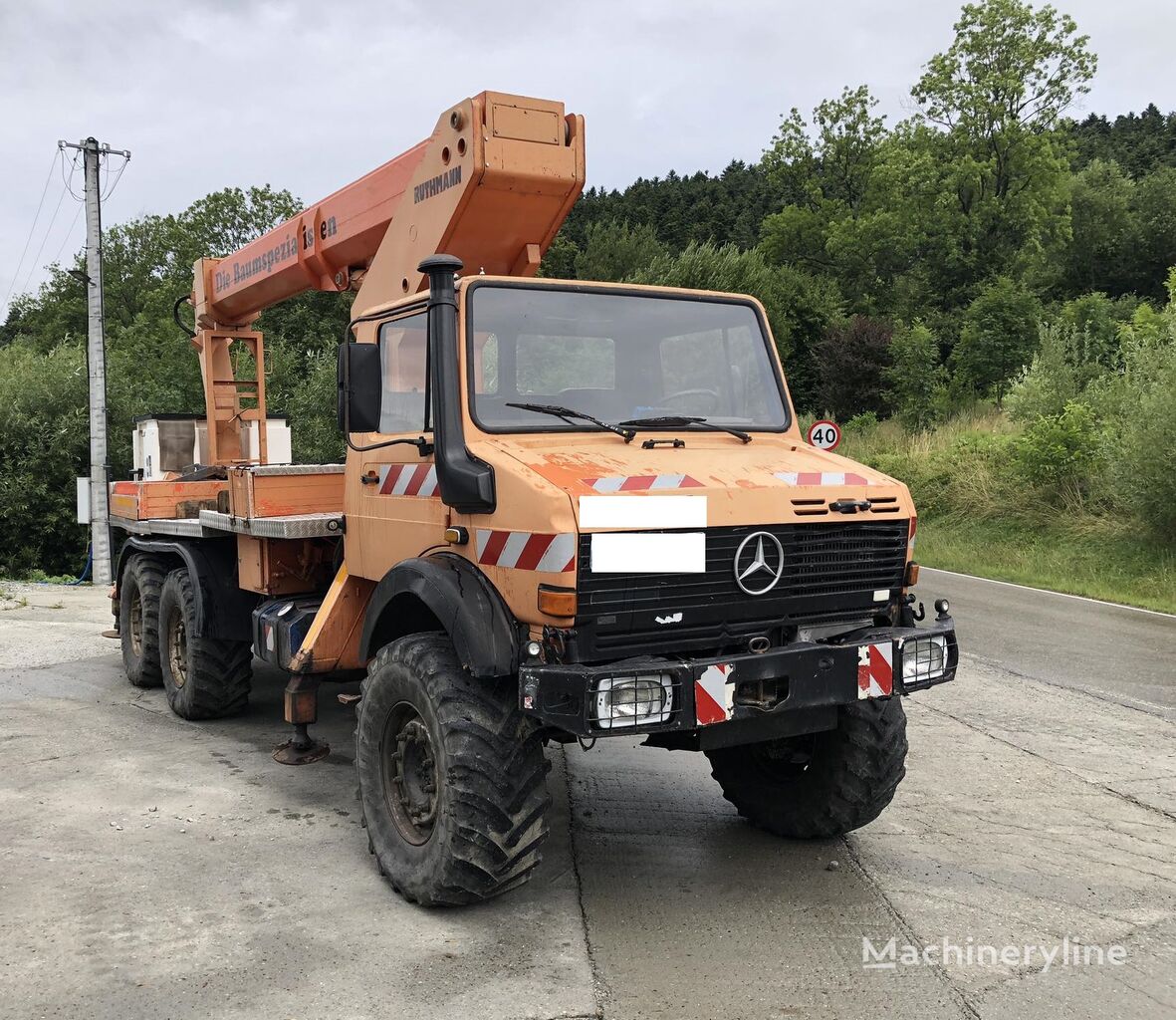 Мерседес Unimog u500 салон