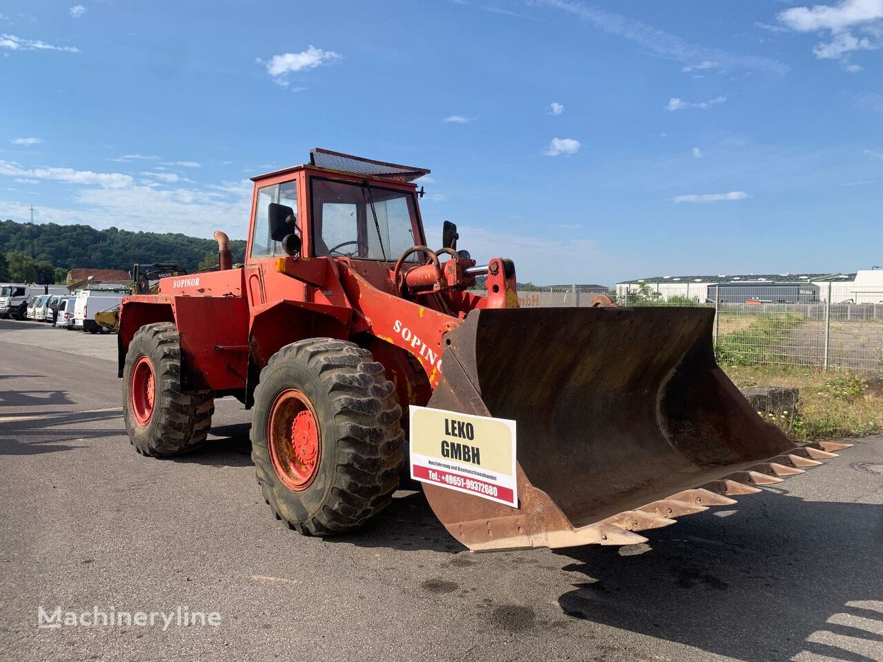 фронтальный погрузчик HANOMAG B14C