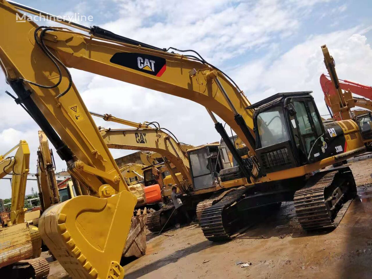 caterpillar 330d