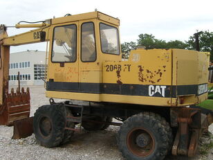 колесный экскаватор CATERPILLAR 206 BFT