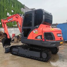 мини-экскаватор Doosan DX60